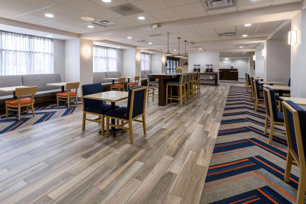Hampton Inn Milford Dış mekan fotoğraf