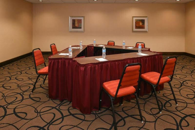 Hampton Inn Milford Dış mekan fotoğraf